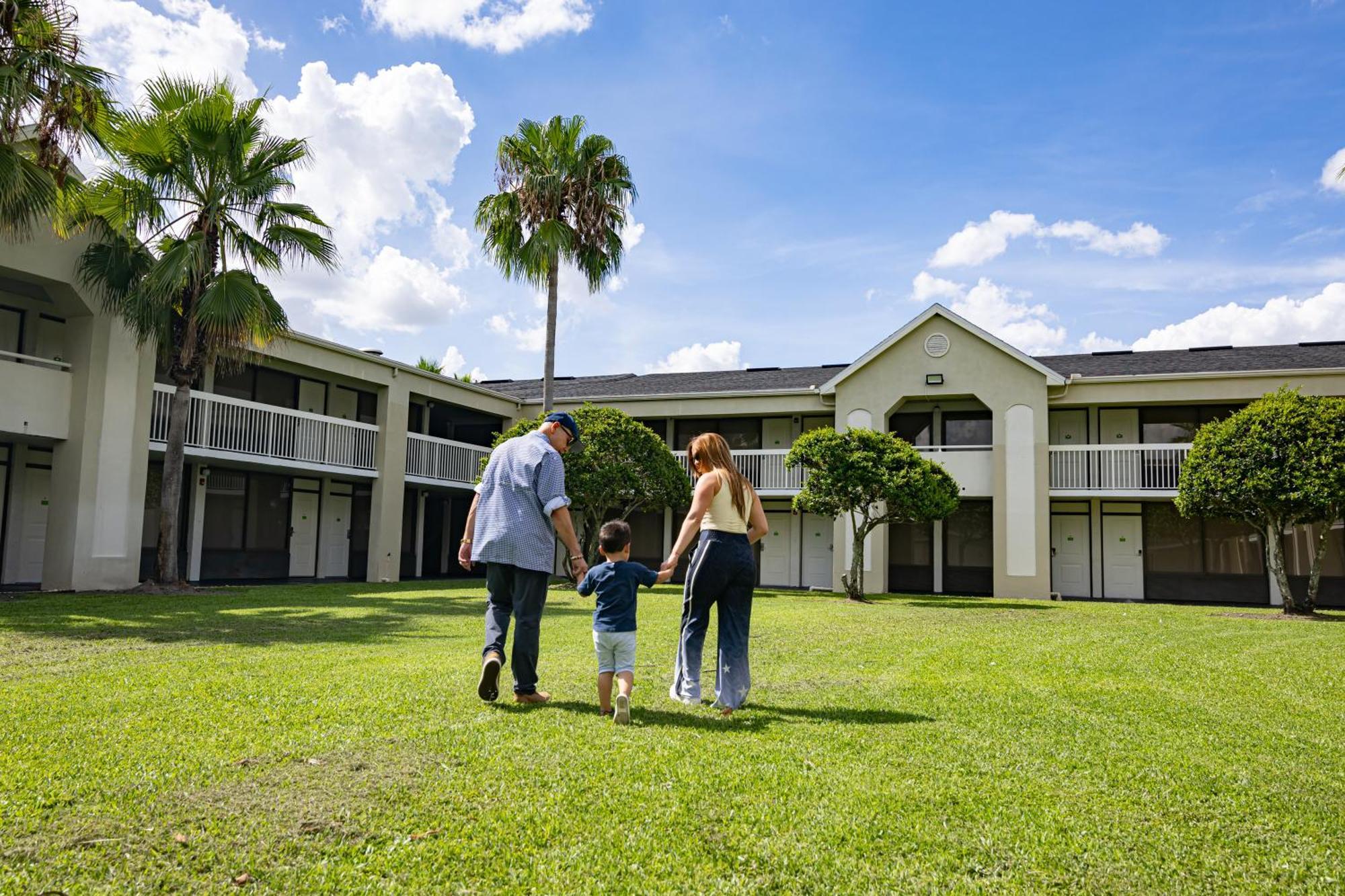 Hotel Room Near Disney 4 People Kissimmee Exterior foto